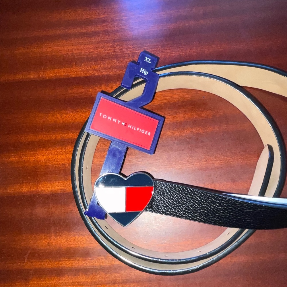 Tommy Hilfiger Heart Belt - Picture 2 of 5